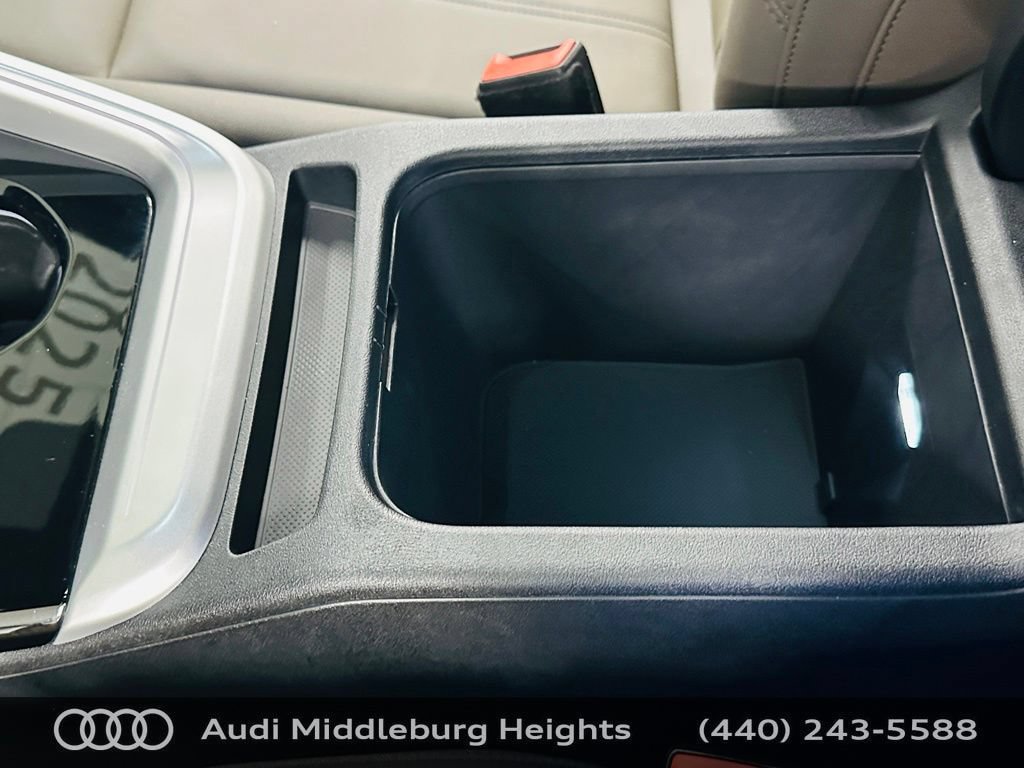Certified 2025 Audi Q5 Premium Plus w/ Premium Plus AWD/4WD image 21
