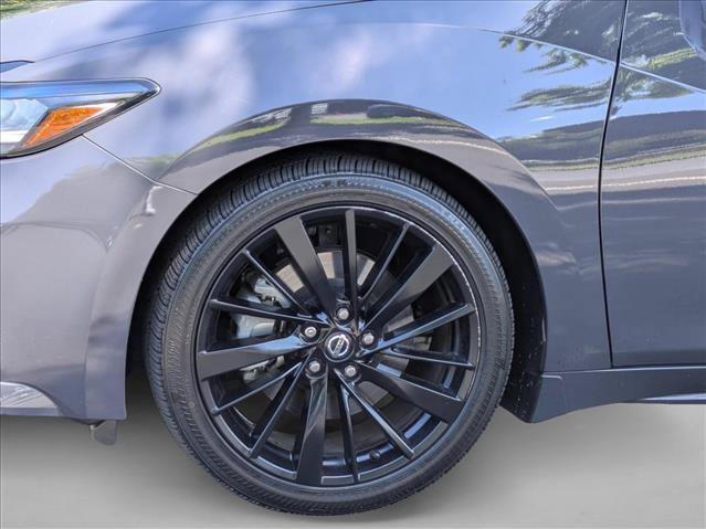 Used 2021 Nissan Maxima Platinum w/ 40th Anniversary Package FWD image 14