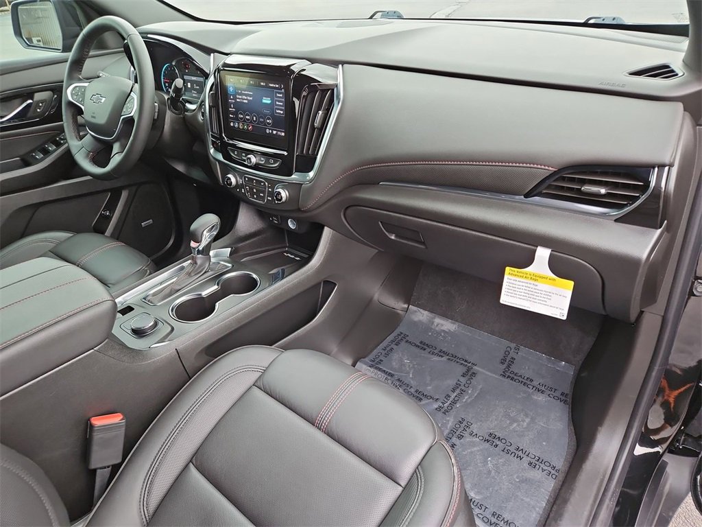 Used 2023 Chevrolet Traverse RS w/ LPO, Floor Liner Package image 29