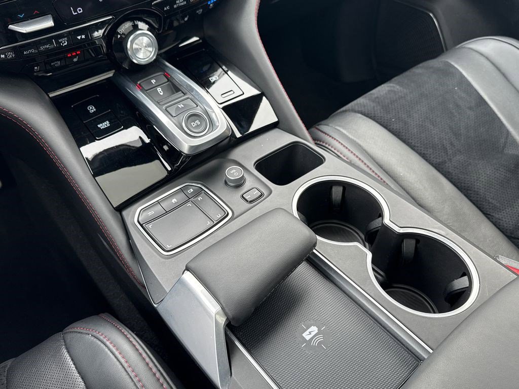 Used 2023 Acura MDX A-Spec image 32