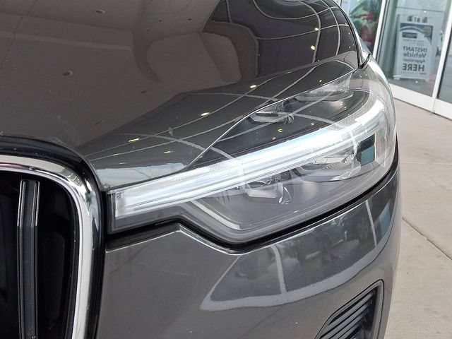 Used 2022 Volvo XC60 B5 Momentum AWD/4WD image 9