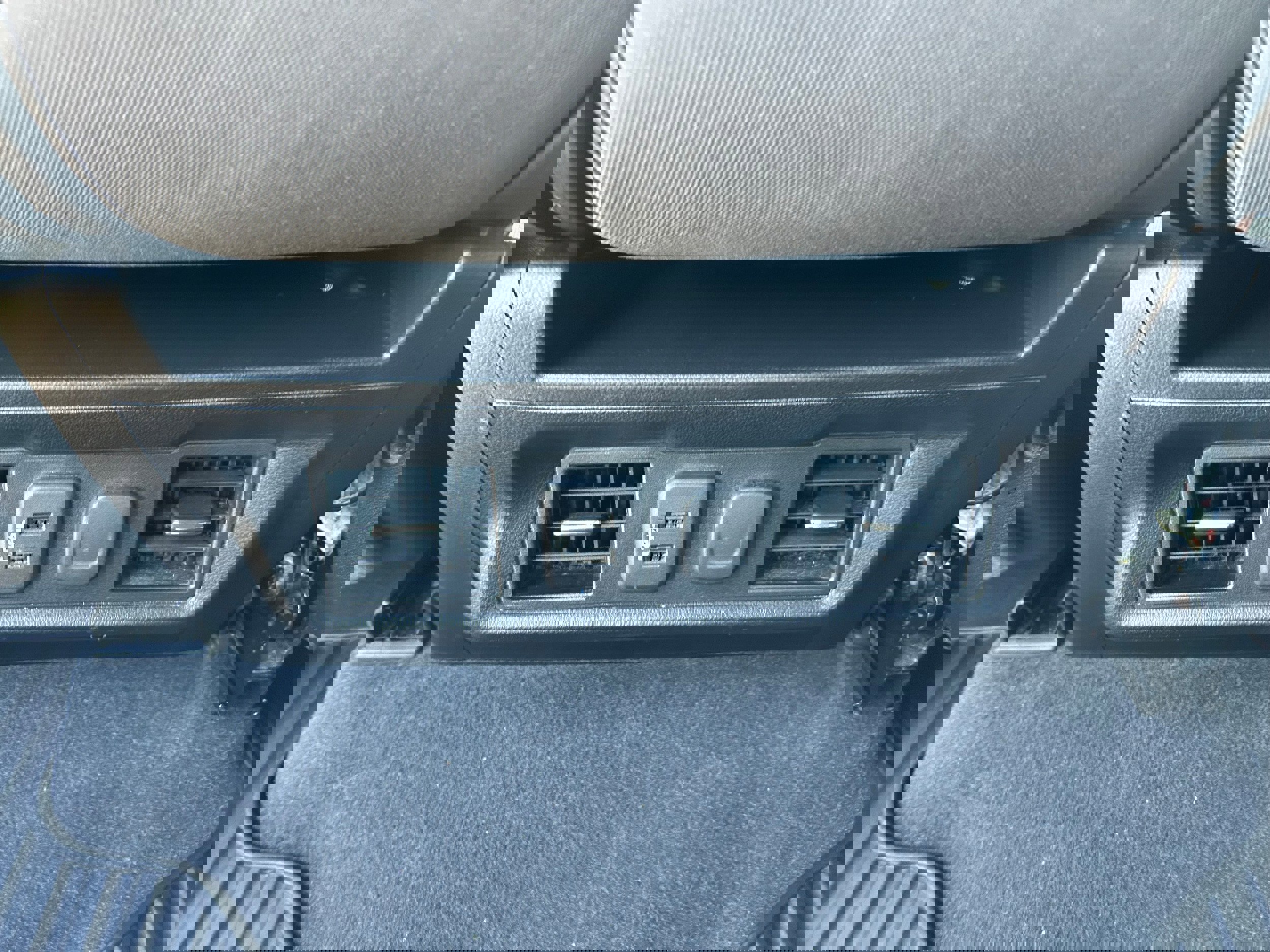 Used 2021 Chevrolet Silverado 1500 LT w/ Texas Edition Plus image 13