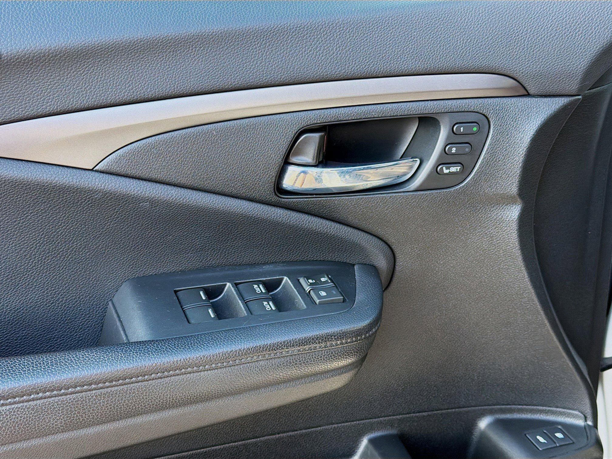 Used 2021 Honda Pilot Special Edition image 16