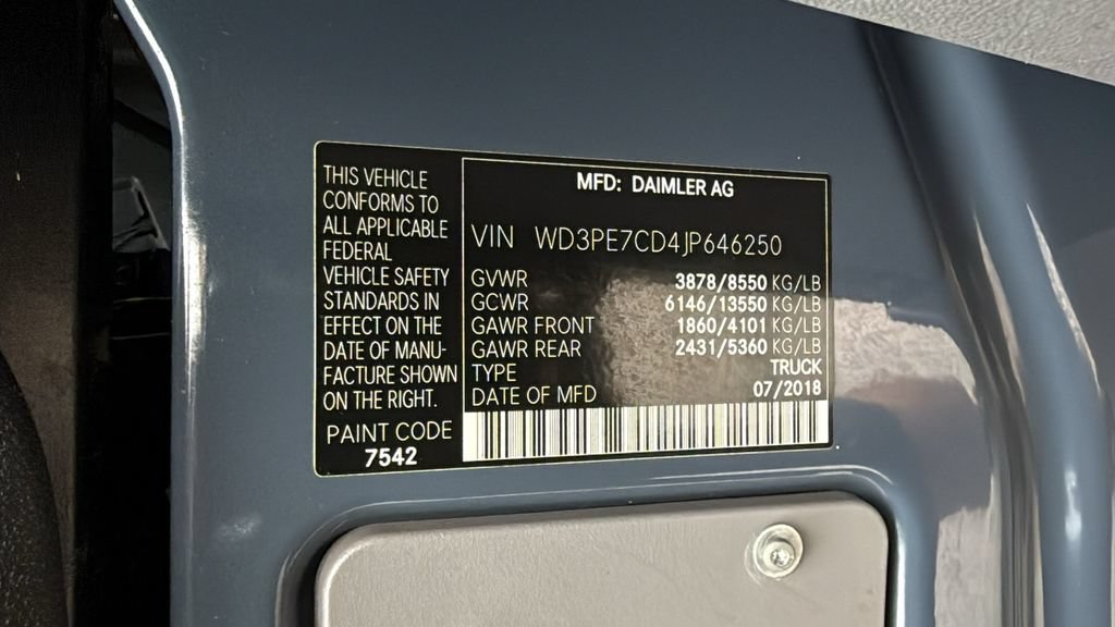 Used 2018 Mercedes-Benz Sprinter 2500 image 35
