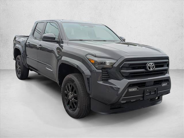 Used 2025 Toyota Tacoma SR5 AWD/4WD image 3
