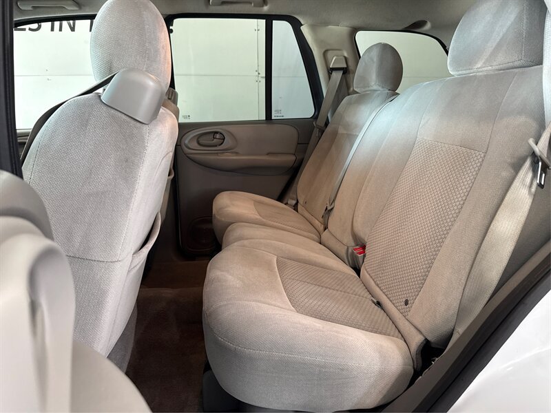 Used 2008 Chevrolet TrailBlazer 4WD w/ Off-Road Package image 10