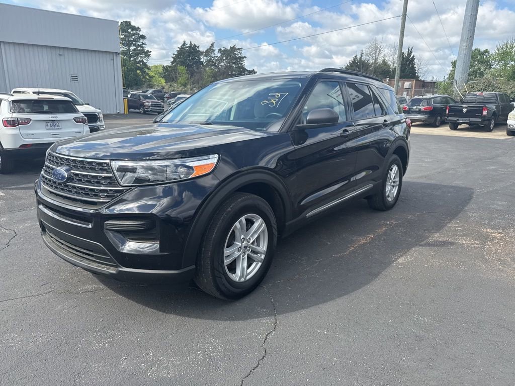 Used 2021 Ford Explorer XLT image 13