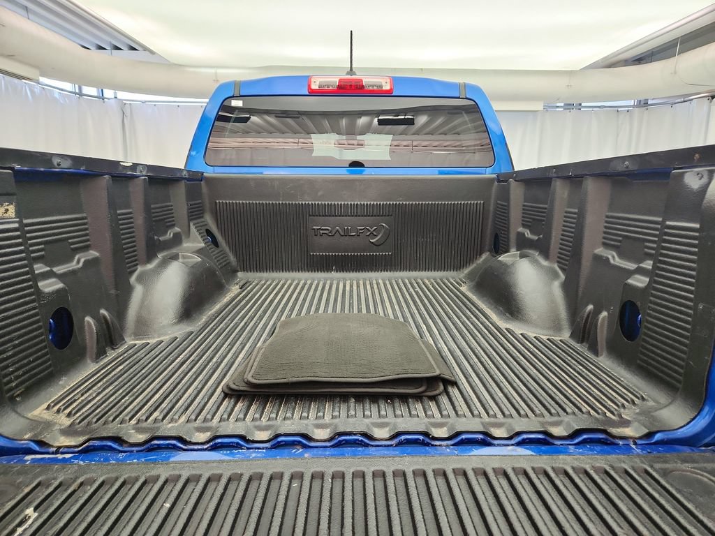 Used 2021 Chevrolet Colorado LT AWD/4WD image 26