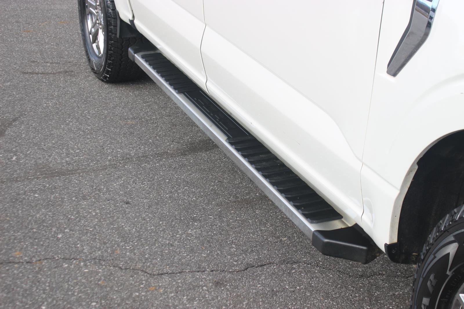 Used 2023 Ford F150 Lariat image 10