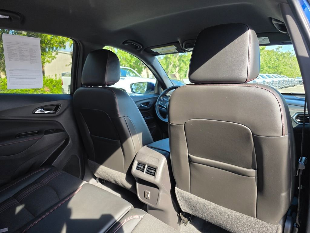 Used 2022 Chevrolet Equinox RS image 12