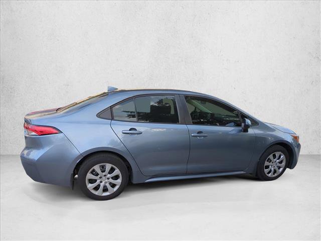 Certified 2025 Toyota Corolla LE FWD image 4
