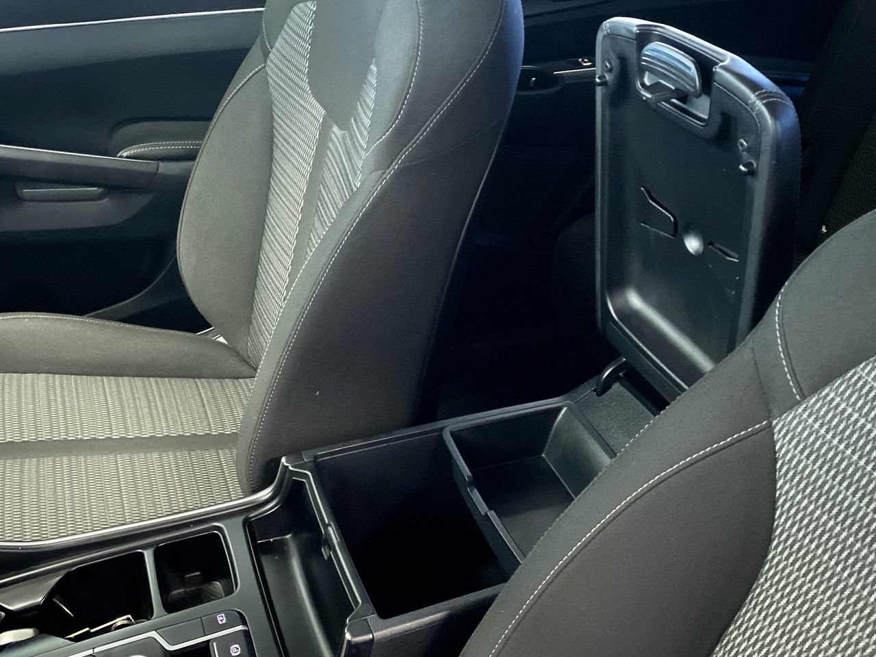 Certified 2024 Kia Sorento LX FWD image 27