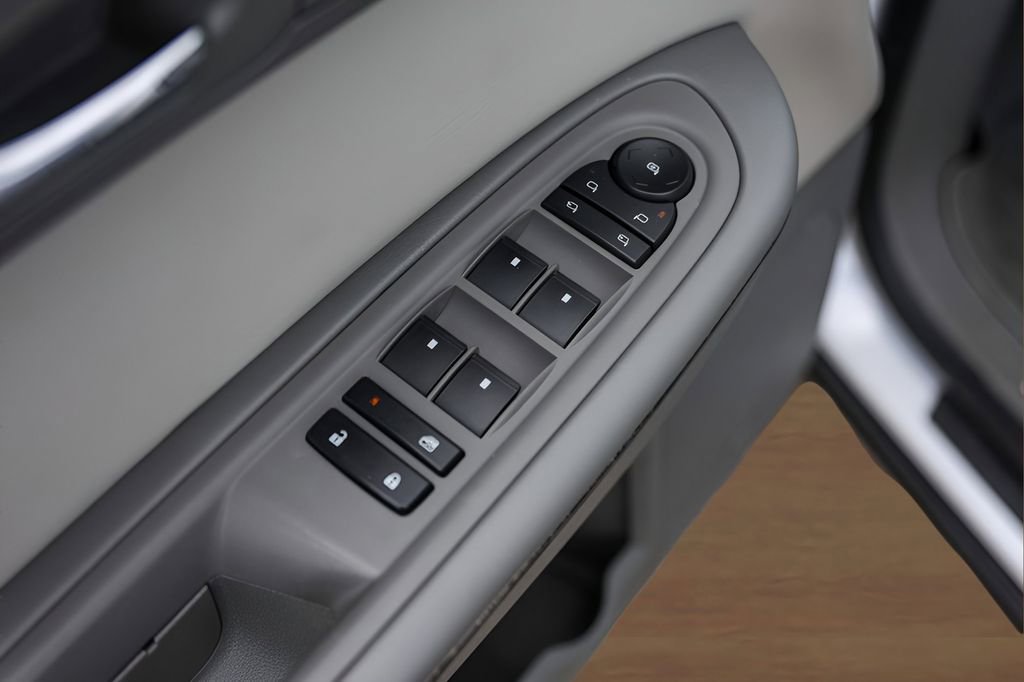 Used 2017 GMC Acadia Limited SLT image 20