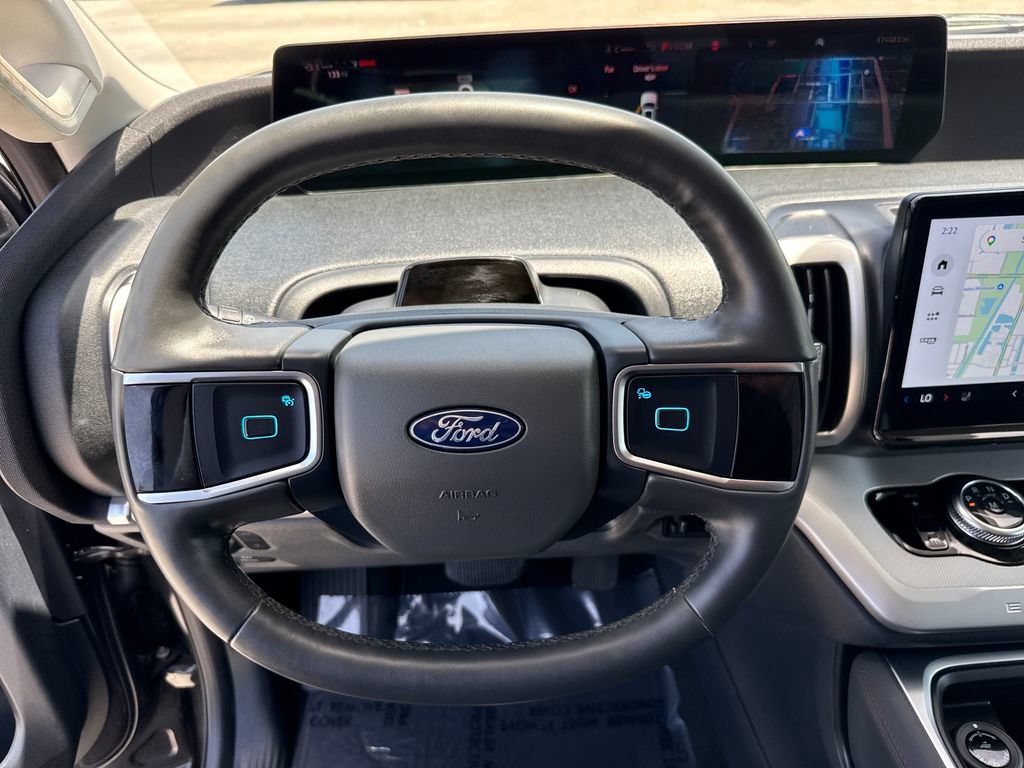 Certified 2025 Ford Expedition Active RWD image 15
