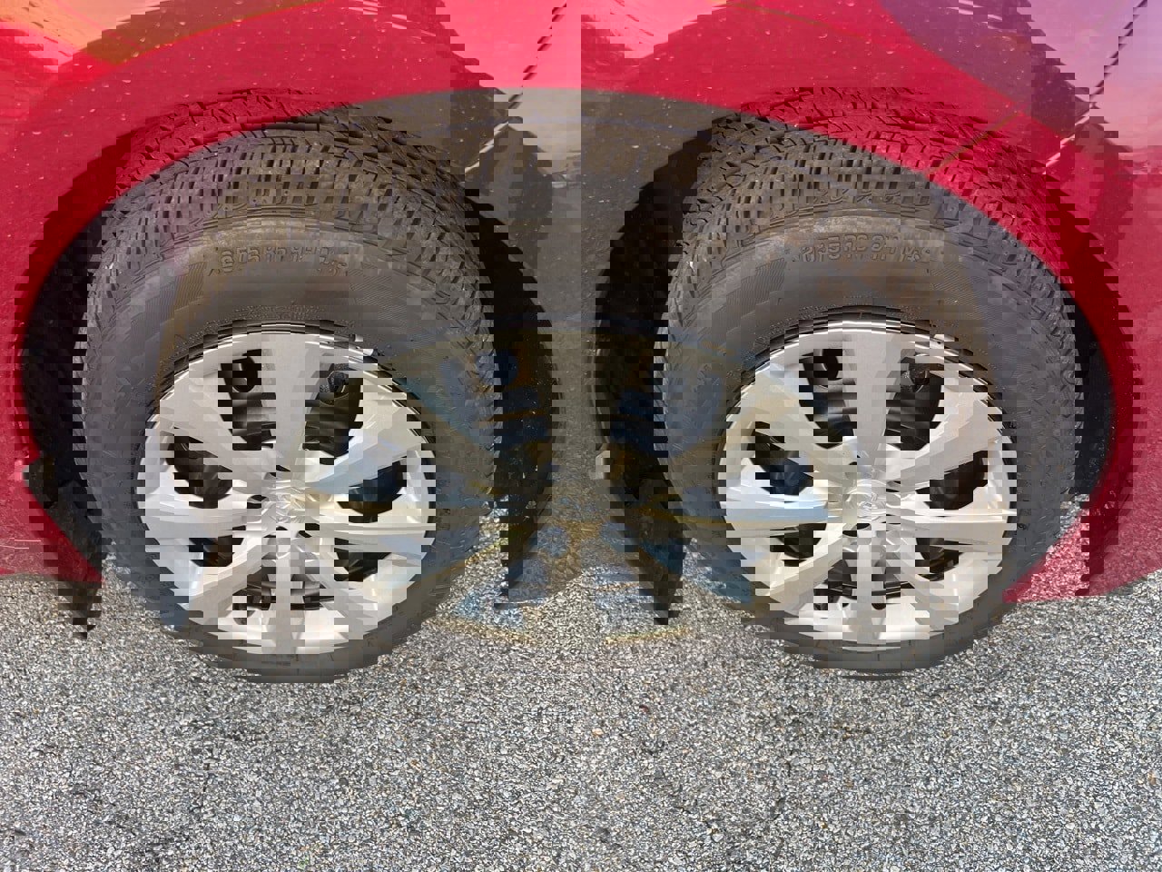 Used 2025 Toyota Corolla LE image 14