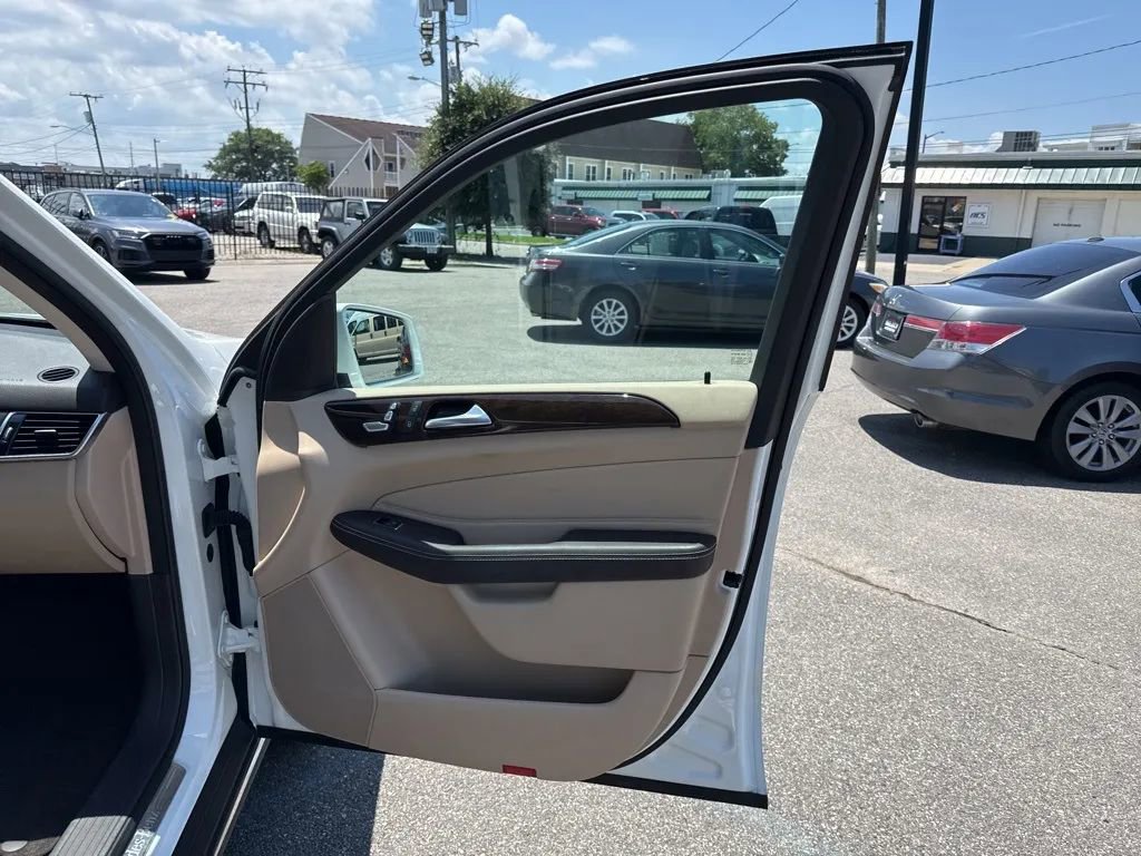 Used 2016 Mercedes-Benz GLE 350 image 21