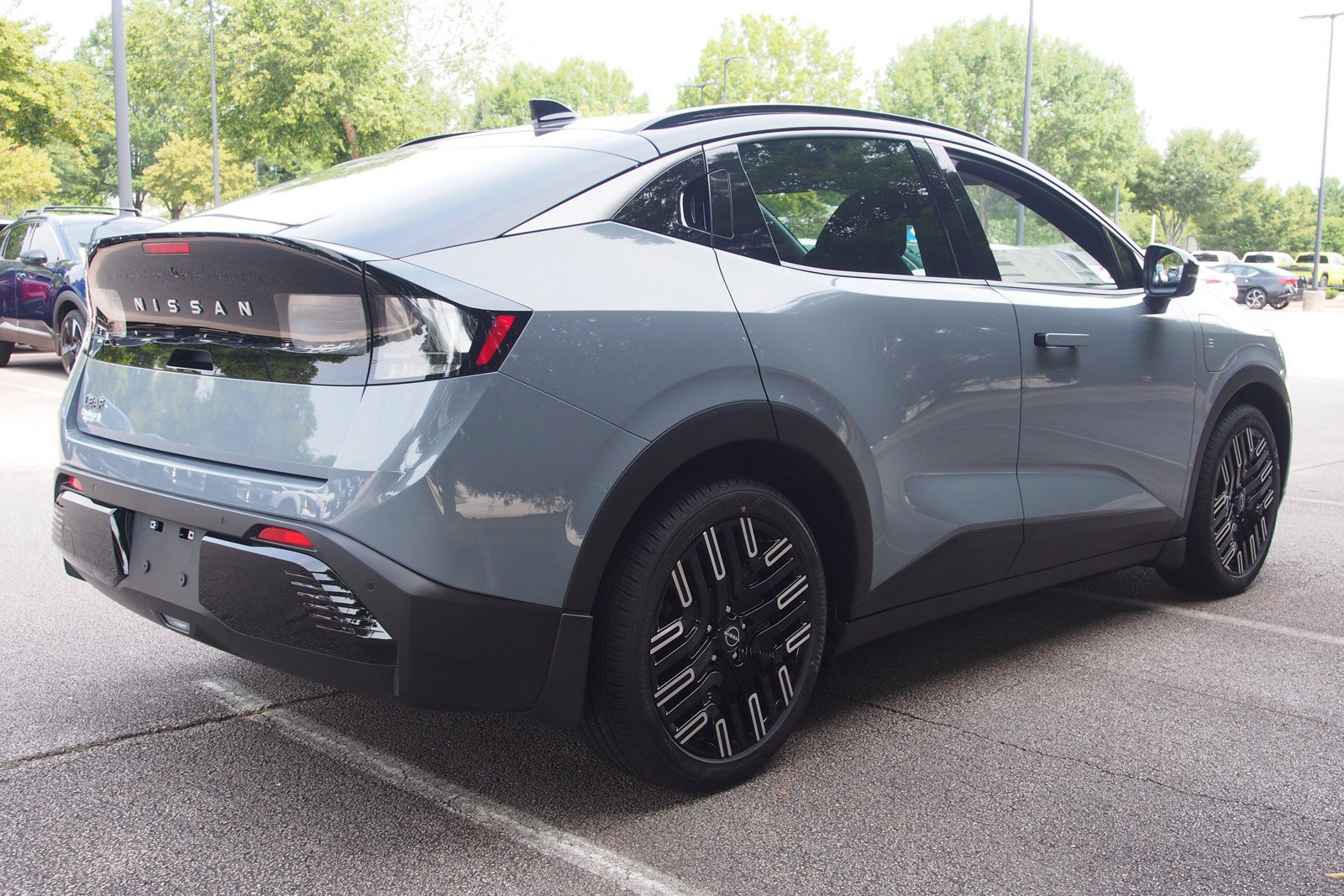New 2026 Nissan Leaf Platinum+ FWD image 7