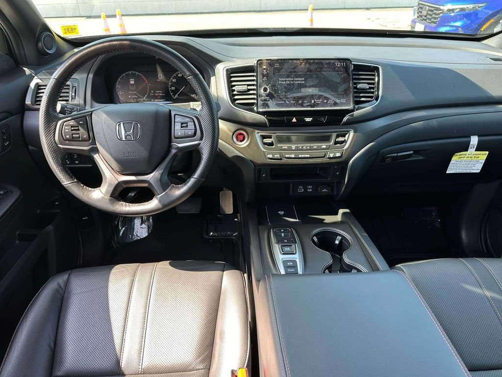 Certified 2025 Honda Ridgeline TrailSport image 12