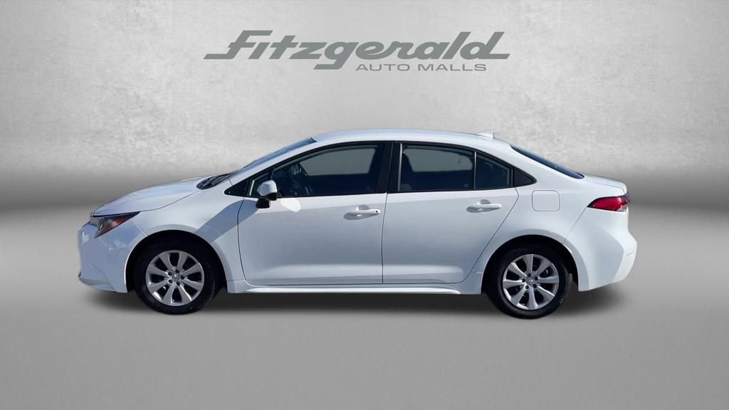 Used 2022 Toyota Corolla LE image 38
