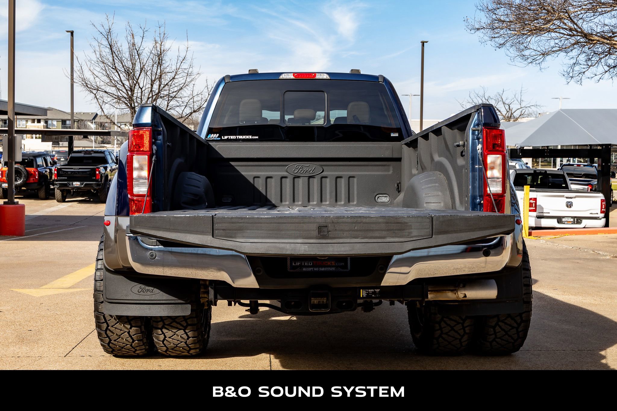 Used 2020 Ford F350 Lariat w/ Lariat Ultimate Package image 9