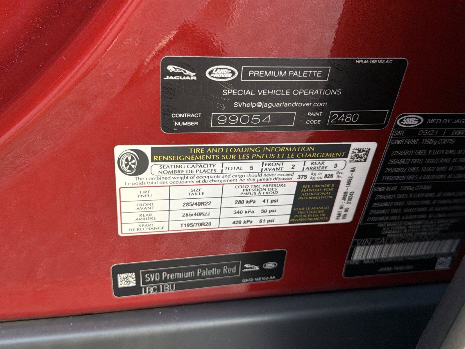 Used 2022 Land Rover Range Rover Sport SVR Carbon Edition AWD/4WD image 34