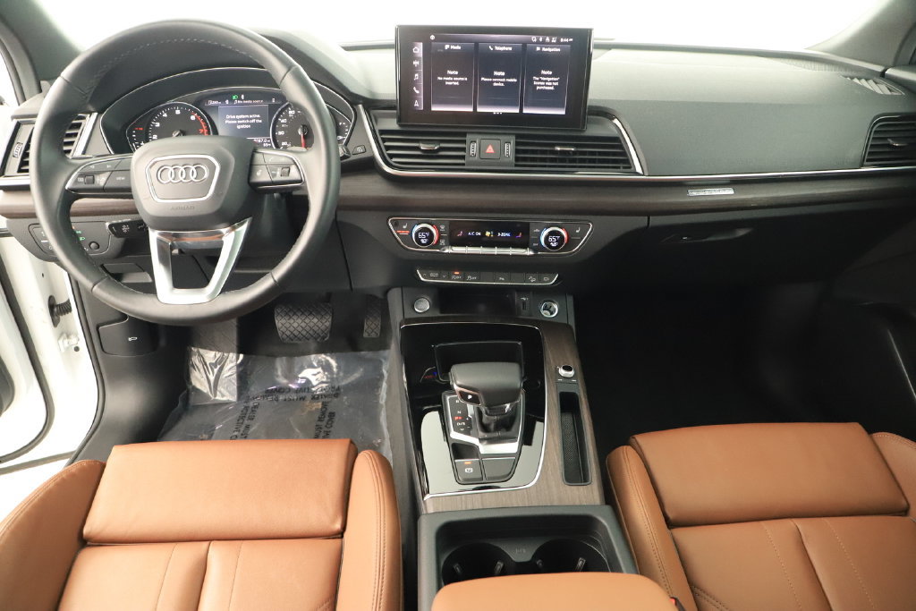 Certified 2024 Audi Q5 2.0T Premium w/ Convenience Package AWD/4WD image 18