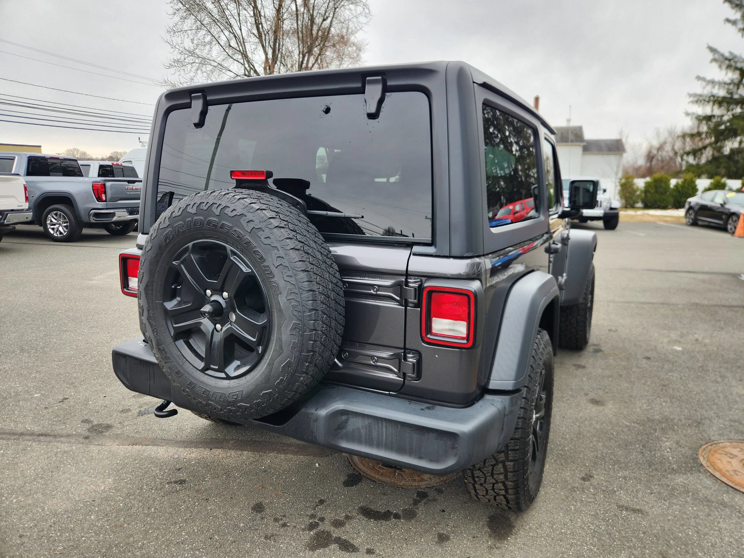 Used 2020 Jeep Wrangler Sport AWD/4WD image 30
