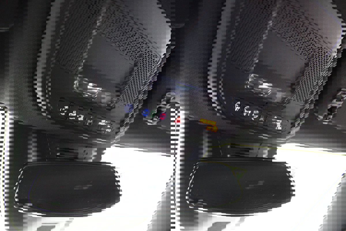 Used 2025 Chevrolet Equinox EV LT w/ Convenience Package image 22