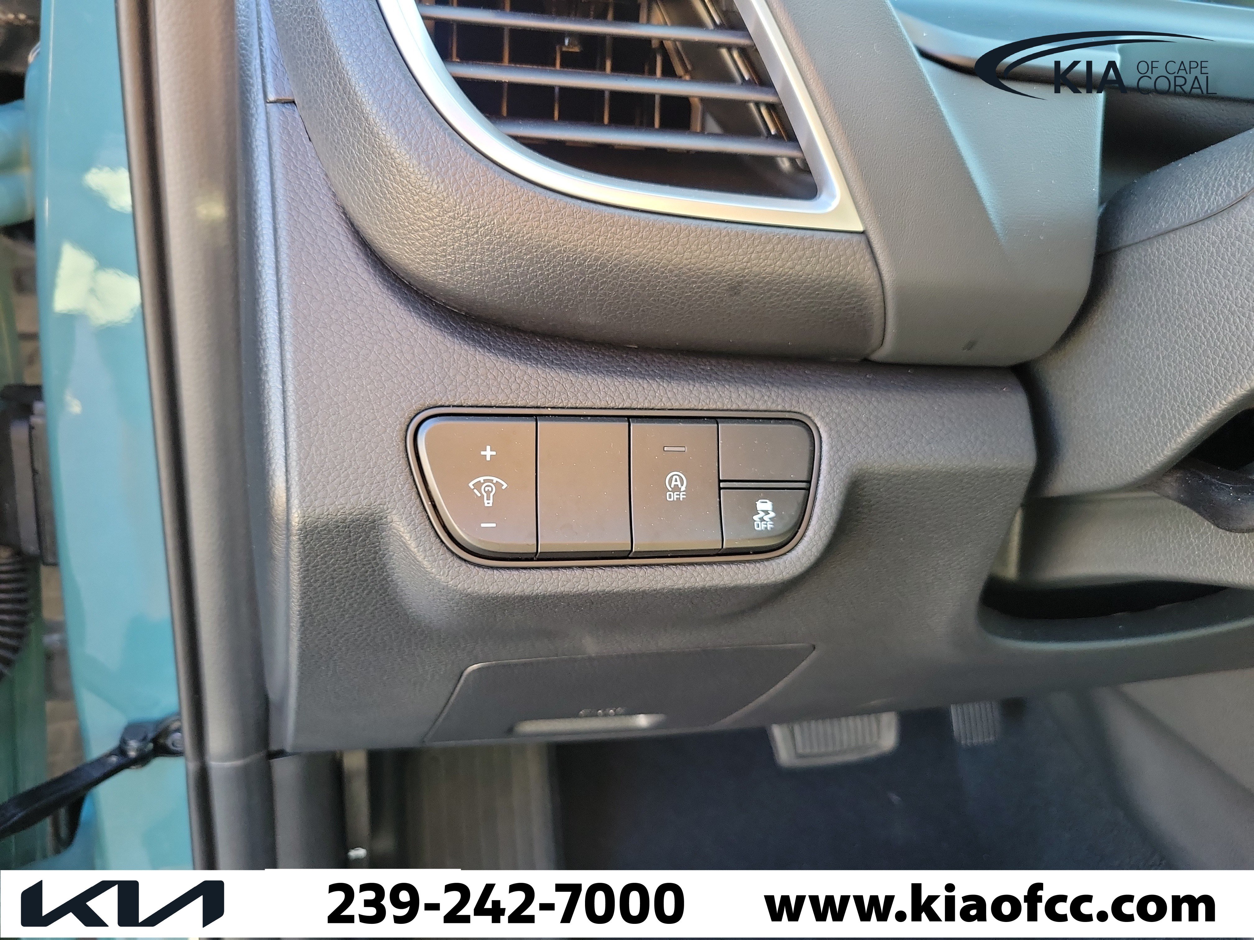 Certified 2026 Kia Seltos EX w/ EX Sunroof Package FWD image 23