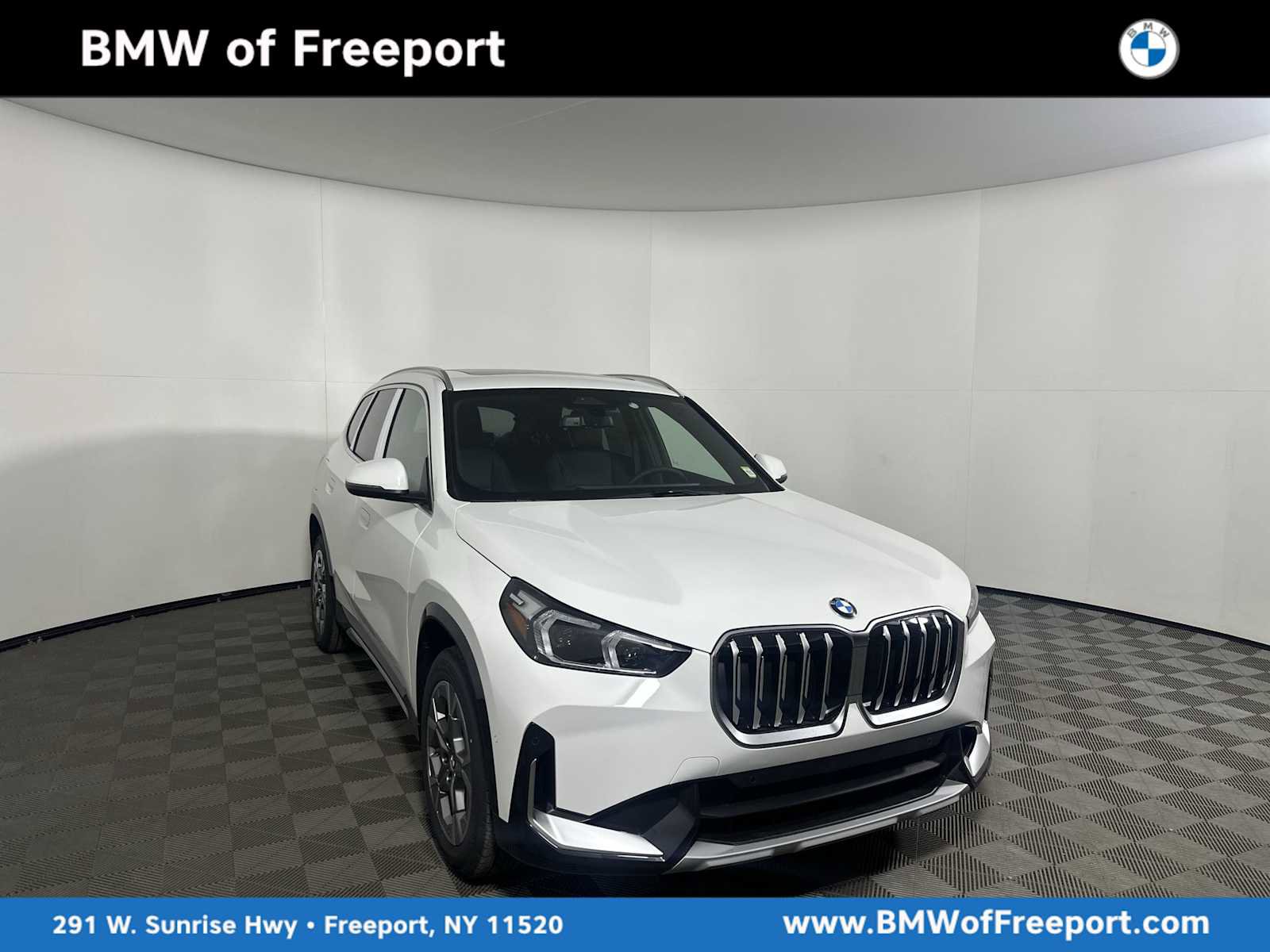 New 2026 BMW X1 xDrive28i w/ Convenience Package image 1