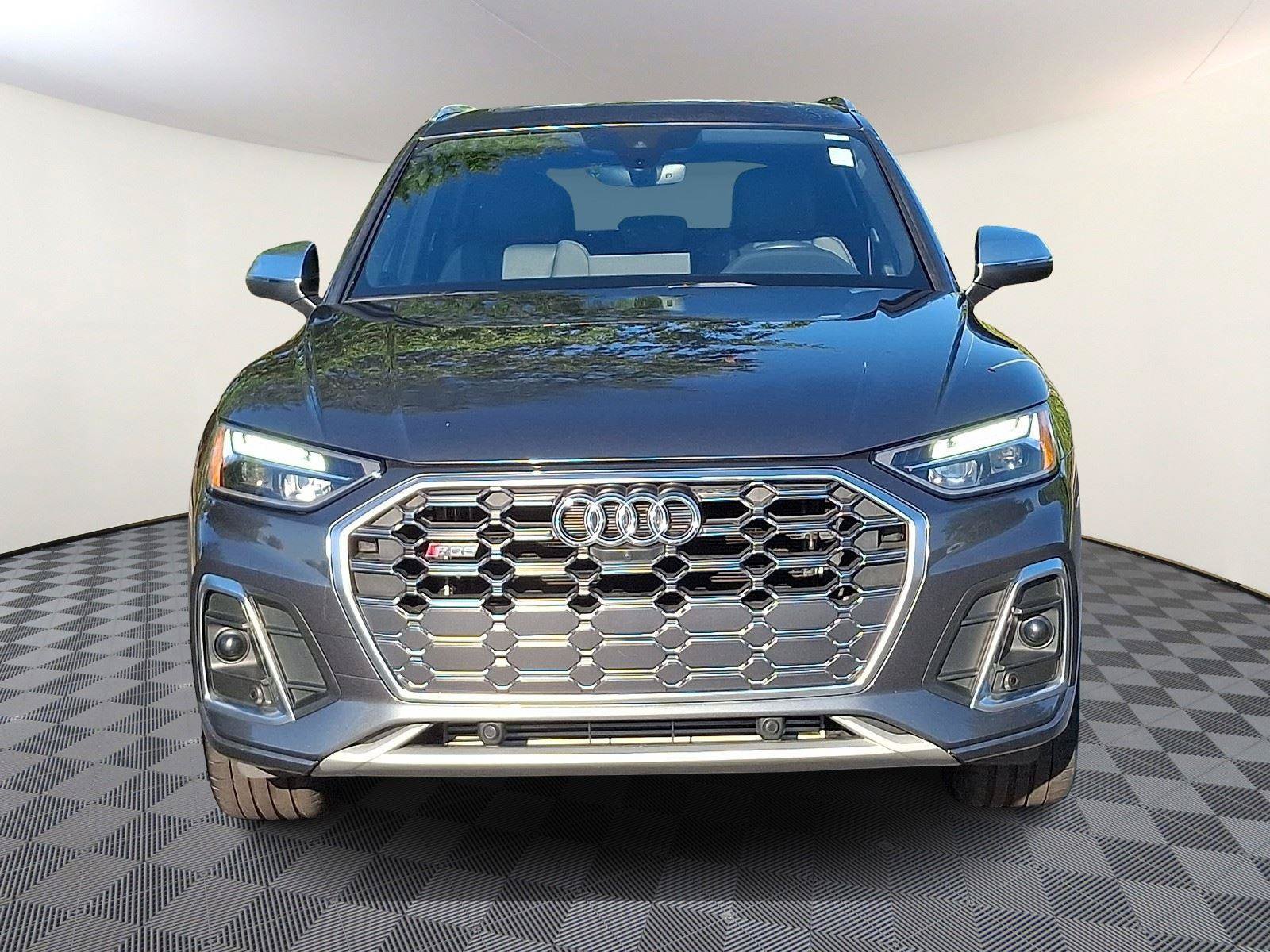 Certified 2023 Audi SQ5 Premium Plus w/ Premium Plus Package AWD/4WD image 2