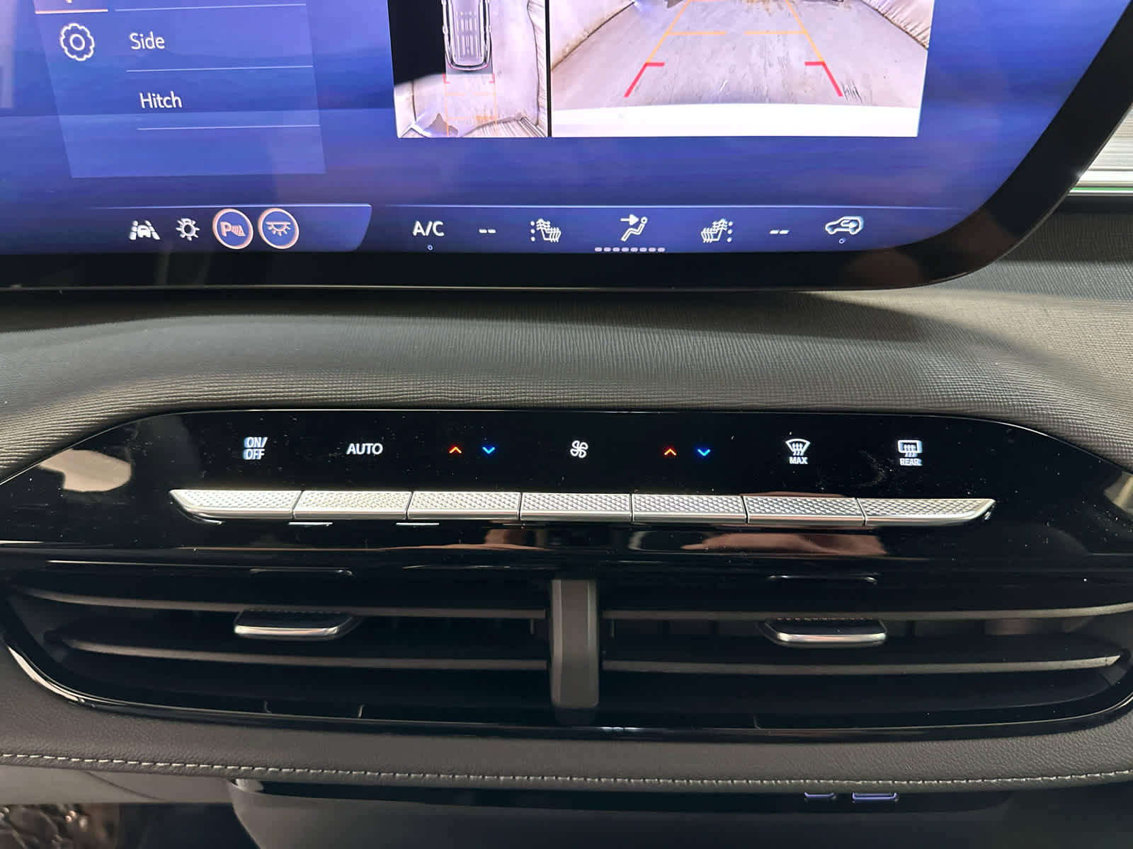 New 2026 Buick Enclave Preferred w/ Power Package image 16