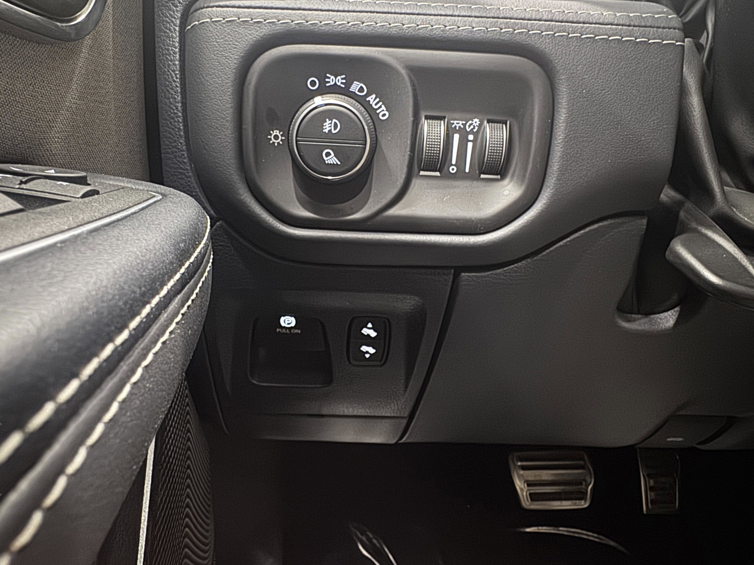 Used 2023 RAM 1500 Limited AWD/4WD image 20