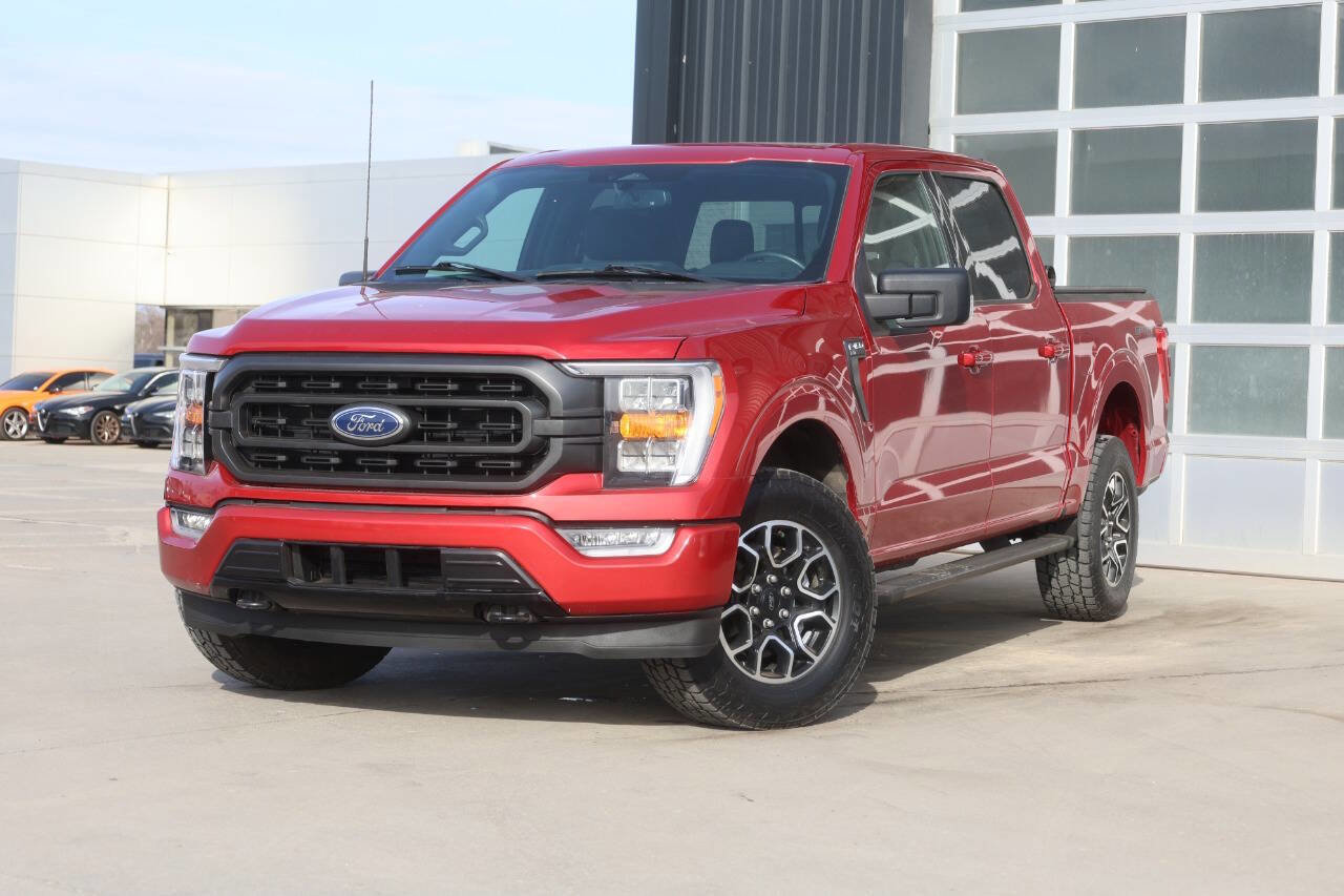 Used 2022 Ford F150 XLT w/ Equipment Group 302A High AWD/4WD image 3