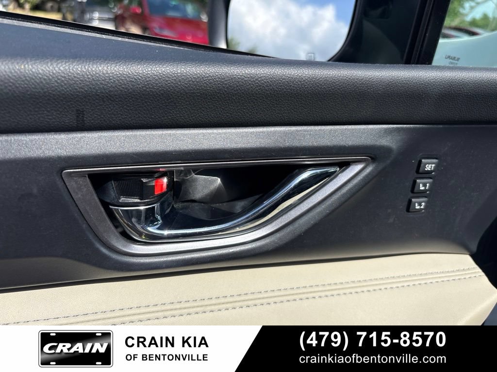 Used 2022 Subaru Ascent Limited w/ Technology Package AWD/4WD image 8