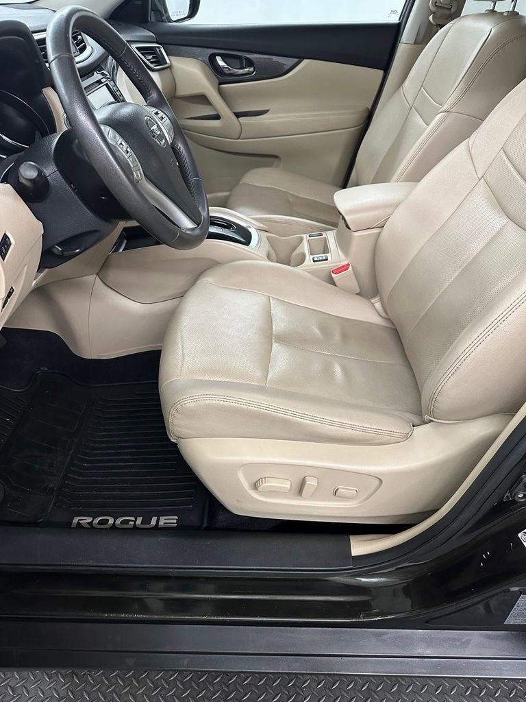 Used 2016 Nissan Rogue SL w/ SL Premium Package image 14