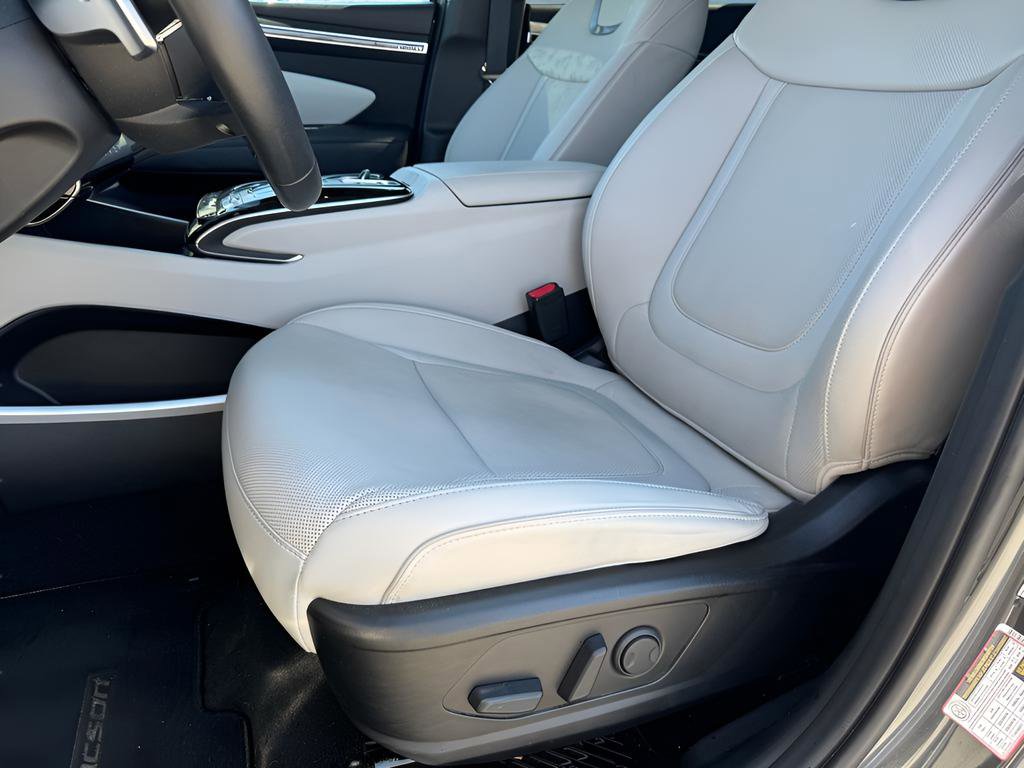 Certified 2023 Hyundai Tucson Limited image 19