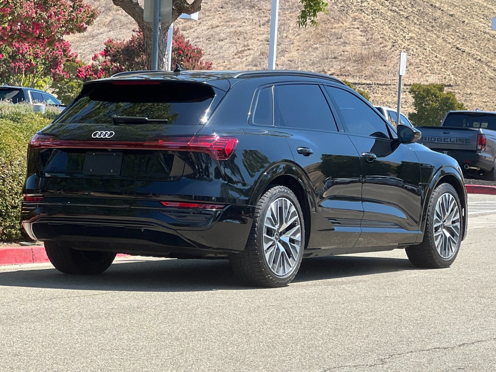 Used 2024 Audi Q8 e-tron Premium Plus w/ Prestige Package AWD/4WD image 6