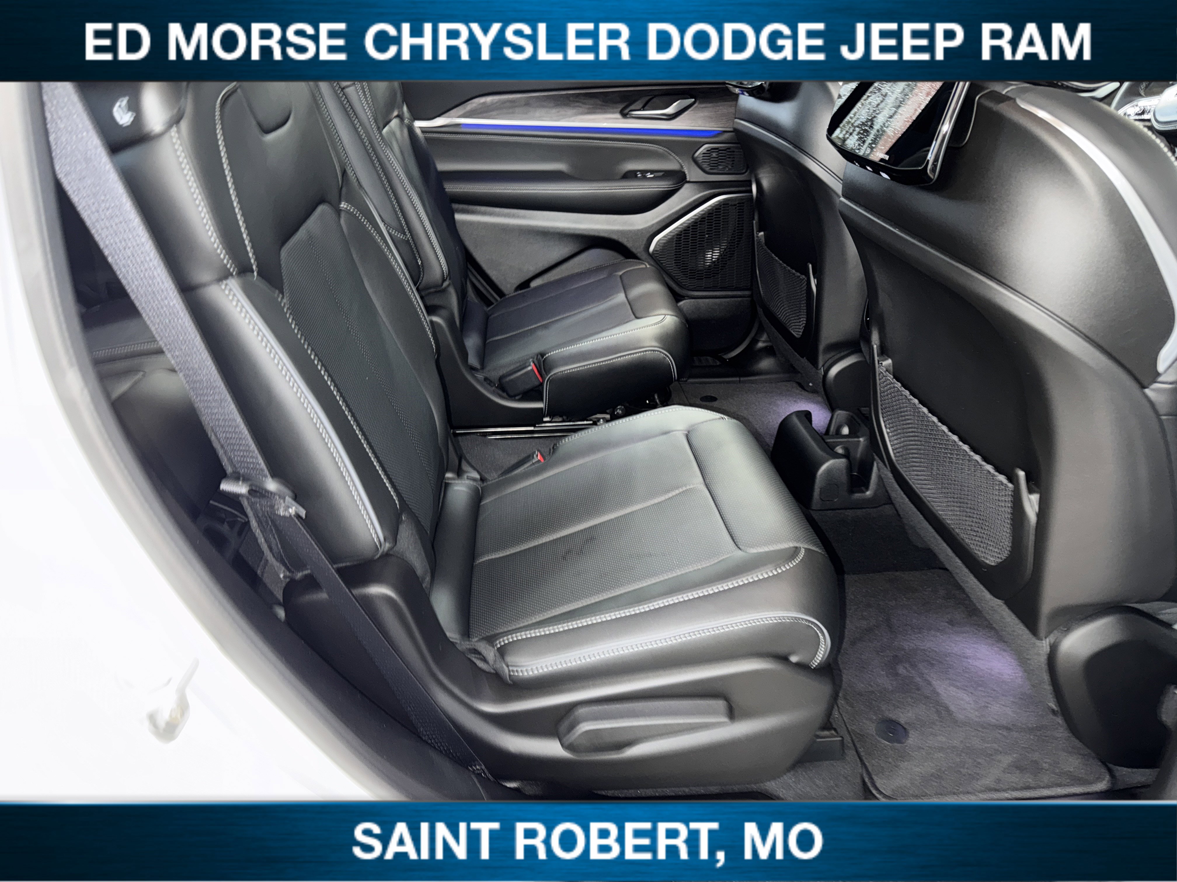 New 2025 Jeep Grand Cherokee L Overland w/ Luxury Tech Group IV image 35