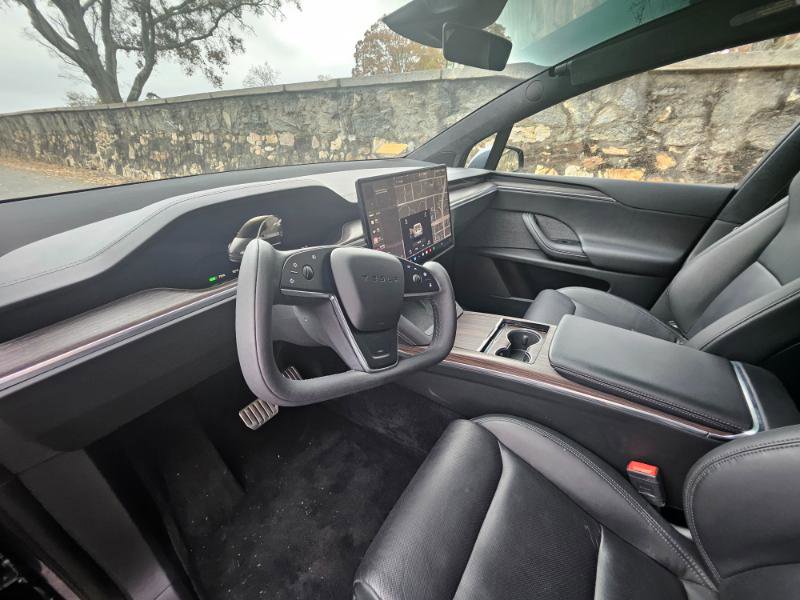 Used 2022 Tesla Model X image 37