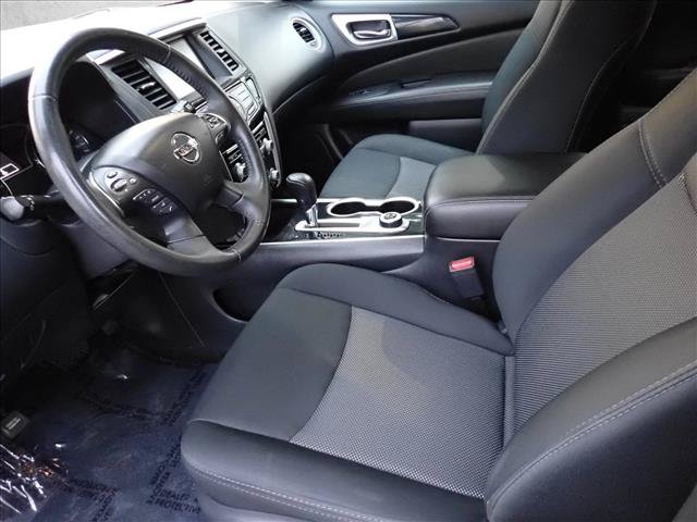 Used 2019 Nissan Pathfinder SV AWD/4WD image 10