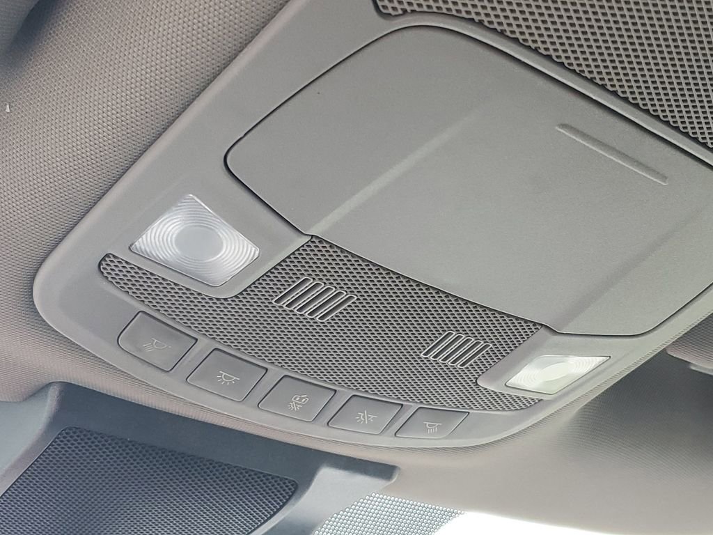 Used 2022 Ford F350 XLT w/ XLT Value Package image 22