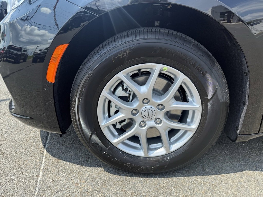 New 2026 Chrysler Pacifica Select image 11