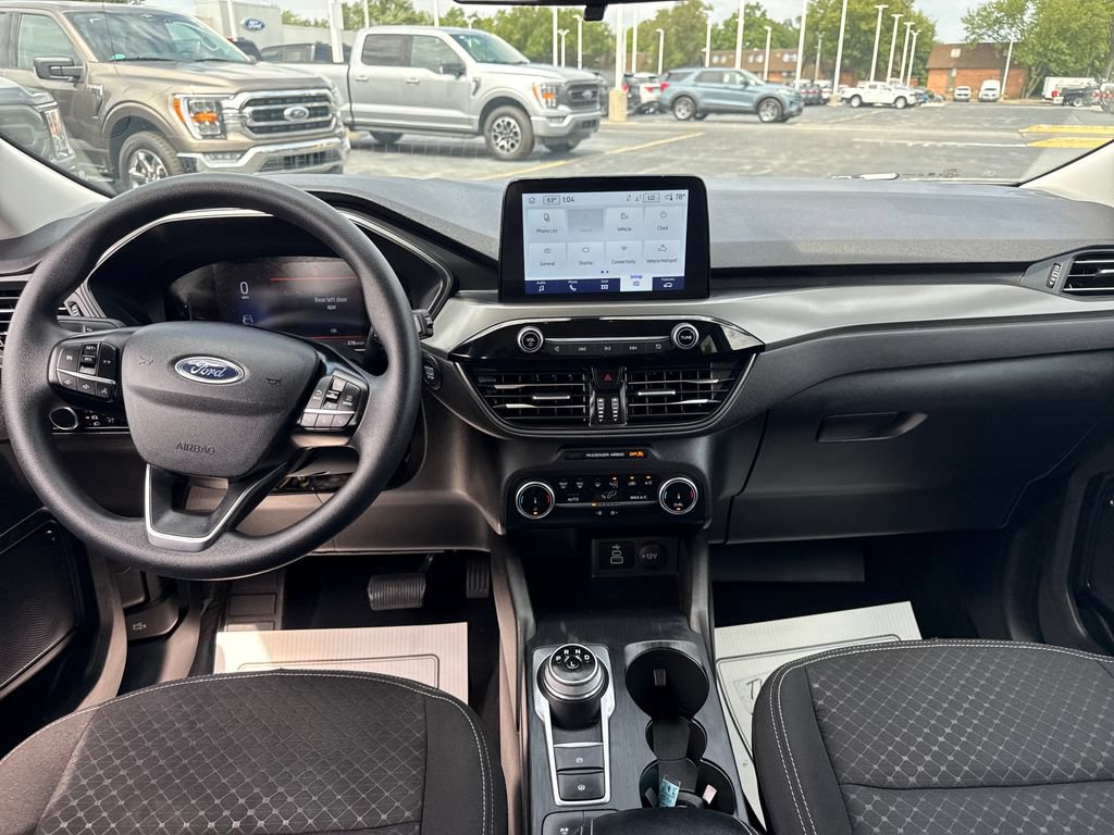 Used 2025 Ford Escape Active FWD image 16