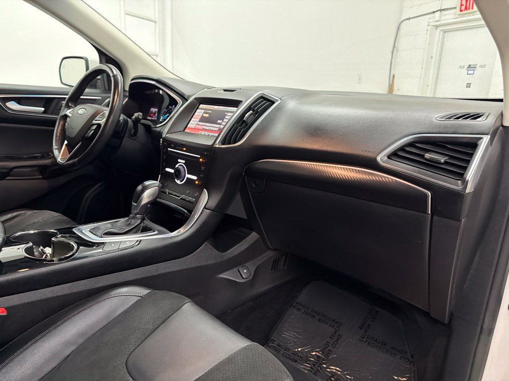 Used 2015 Ford Edge Sport w/ Equipment Group 401A AWD/4WD image 29