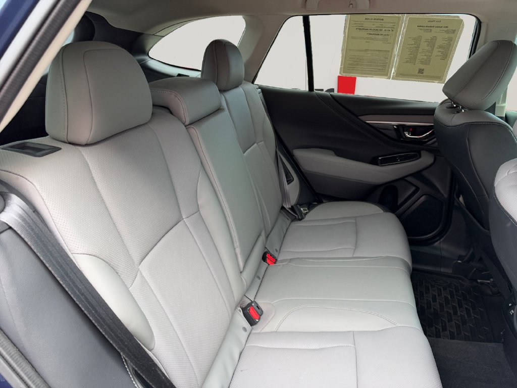 Used 2021 Subaru Outback Limited AWD/4WD image 17