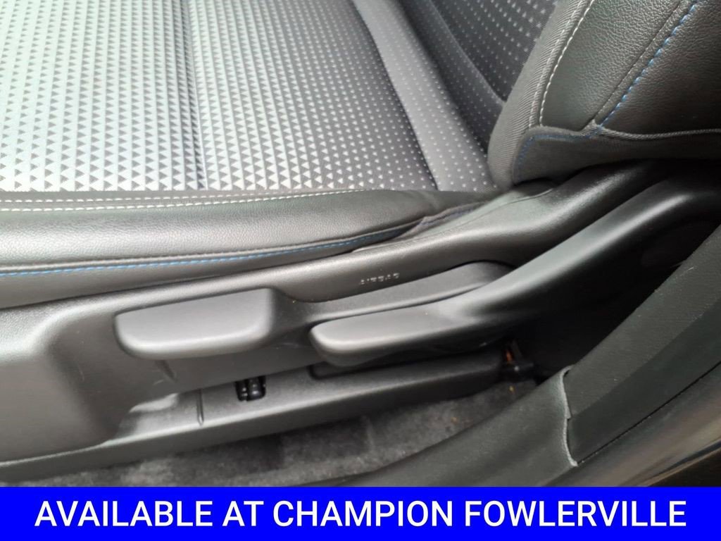 Certified 2025 Chevrolet Trax LT image 17