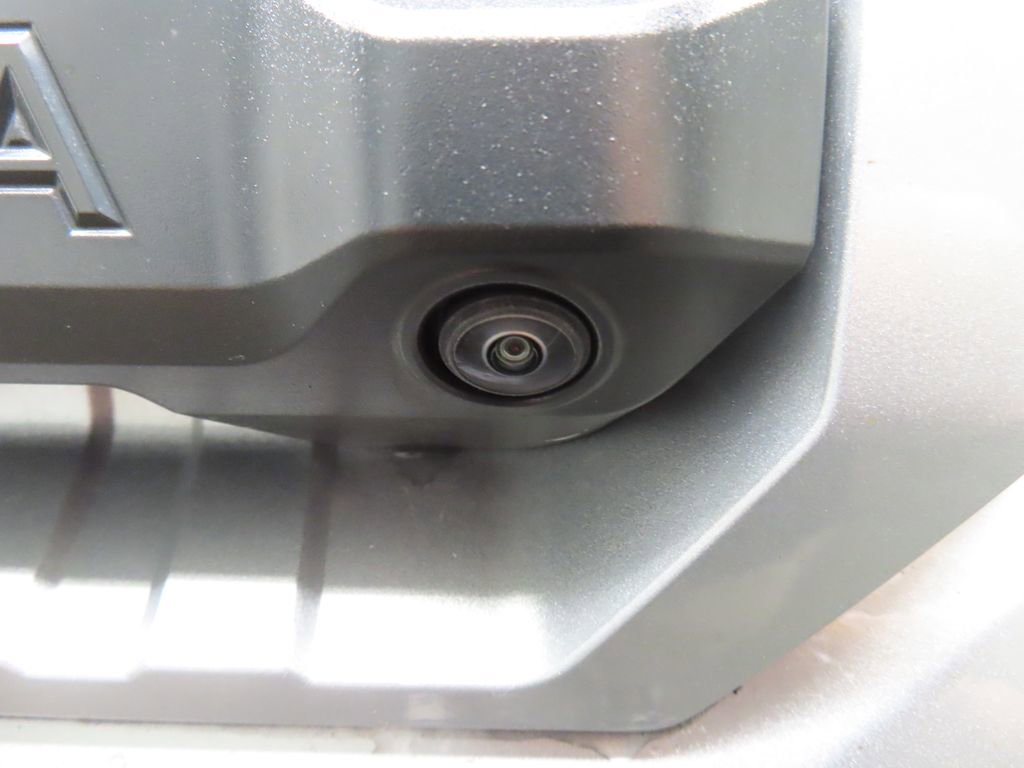 Used 2025 Toyota Tundra SR5 w/ SR5 Convenience Package AWD/4WD image 36