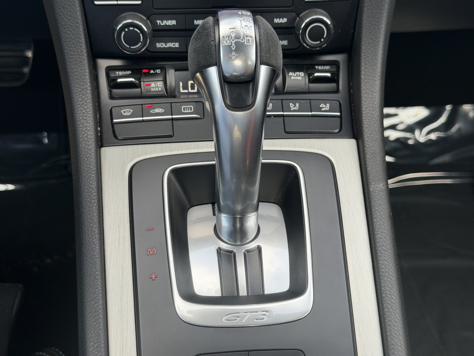 Certified 2018 Porsche 911 GT3 RWD image 22