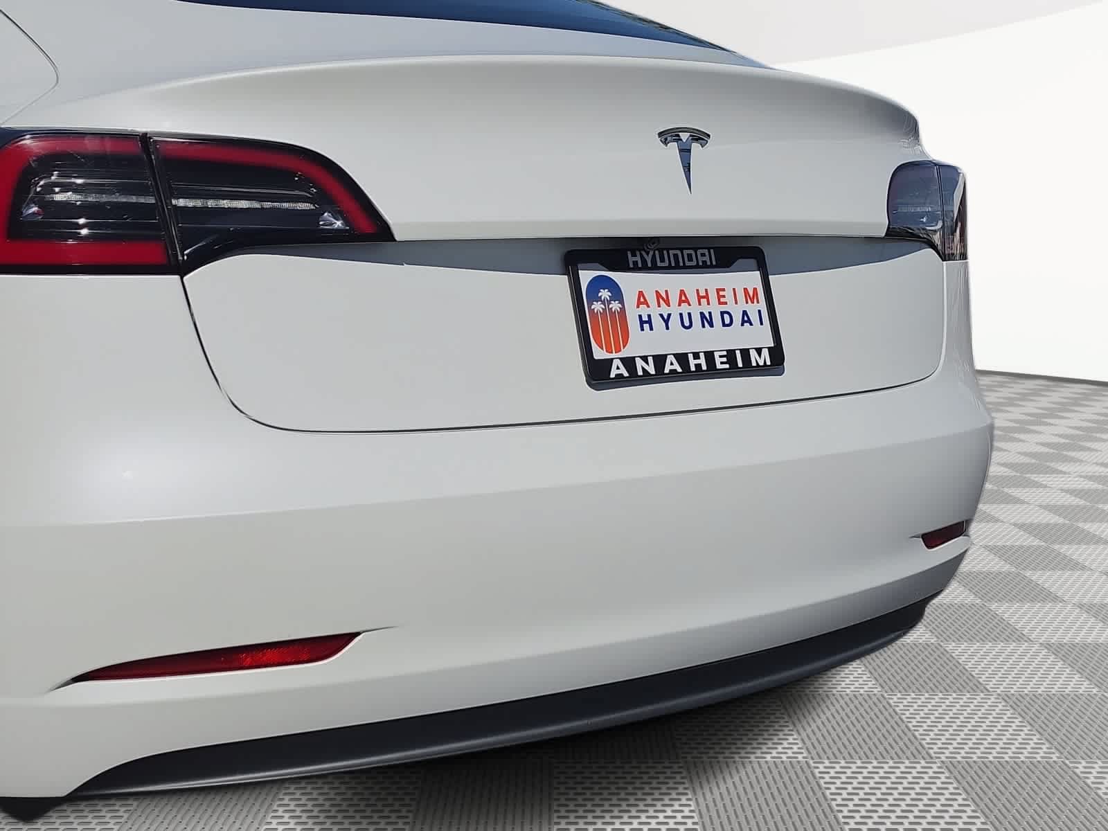 Used 2023 Tesla Model 3 Standard Range RWD image 12